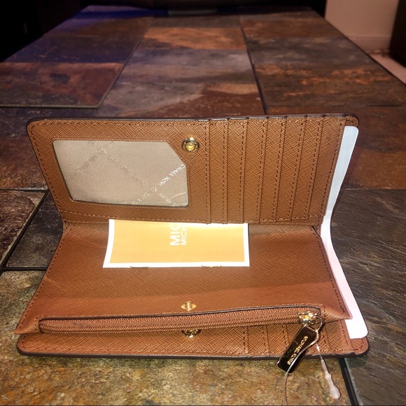 NWT Michael Kors JetSet Continental Leather Wallet - Picture 6 of 14